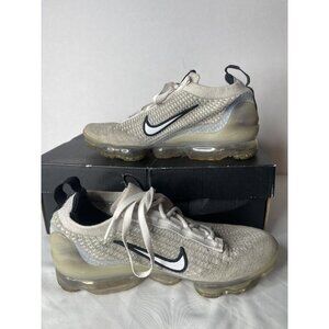 Nike Air VaporMax 2021 Flyknit Youth‎ Size 5Y White Athletic Sneakers DB1550-100